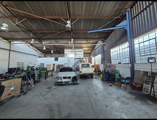BUSINESS FOR SALE IN GERMISTON CENTRAL